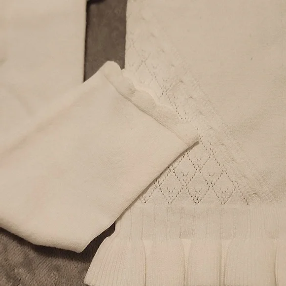 White Ruffled Cardigan - Picture 3 of 4